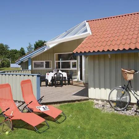 Five-bedroom Holiday In 펜션 *
